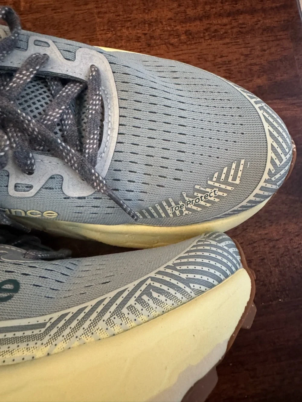 New Balance Fresh Foam X More Trail V3 running shoes in salt marsh/limelight - Picture 8 of 9